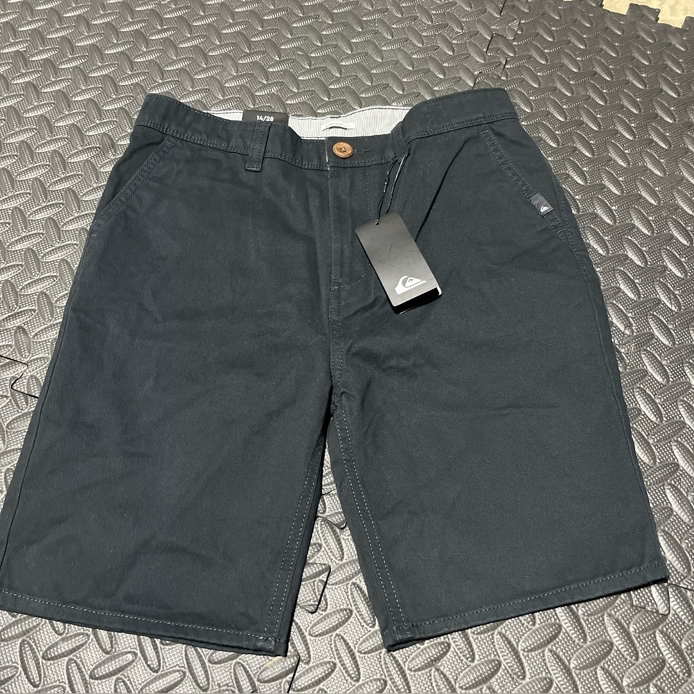 QUIKSILVER Black SHORT STRAIGHT FIT BOYS SHORTS 14/28 NWT
